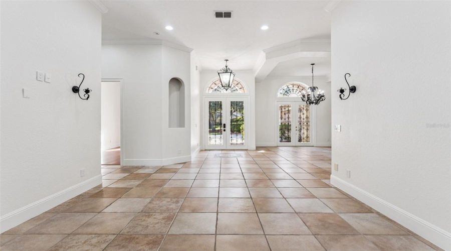 ORLANDO, Florida 32836, 5 Bedrooms Bedrooms, ,5 BathroomsBathrooms,Residential,For Sale,ELLIOTTS,0,MFRO6353532