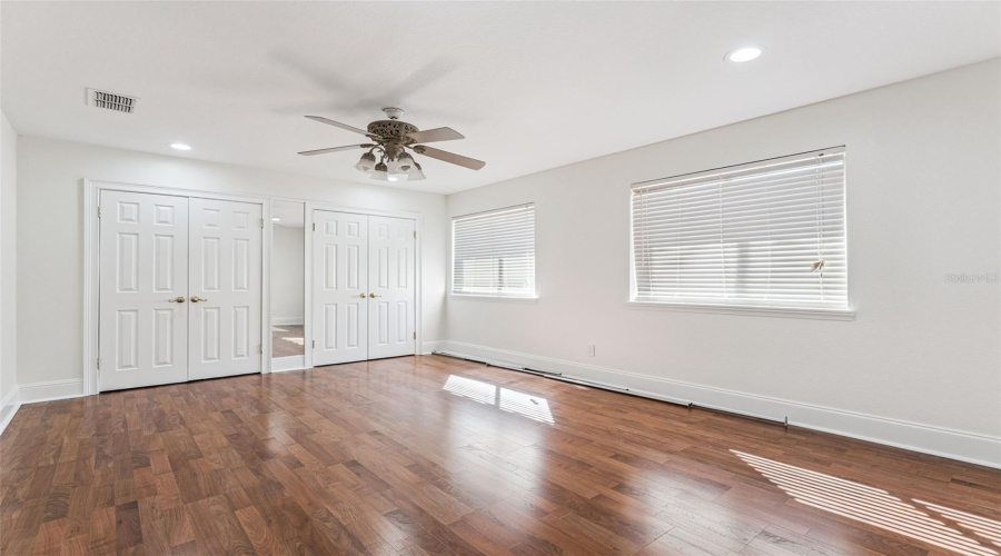 ORLANDO, Florida 32836, 5 Bedrooms Bedrooms, ,5 BathroomsBathrooms,Residential,For Sale,ELLIOTTS,0,MFRO6353532