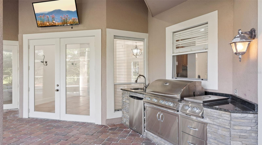 ORLANDO, Florida 32836, 5 Bedrooms Bedrooms, ,5 BathroomsBathrooms,Residential,For Sale,ELLIOTTS,0,MFRO6353532