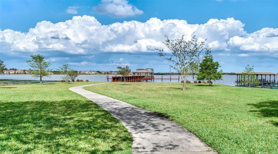 ORLANDO, Florida 32836, 5 Bedrooms Bedrooms, ,5 BathroomsBathrooms,Residential,For Sale,ELLIOTTS,0,MFRO6353532