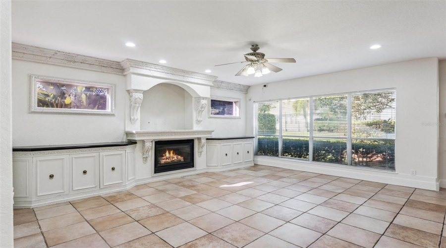 ORLANDO, Florida 32836, 5 Bedrooms Bedrooms, ,5 BathroomsBathrooms,Residential,For Sale,ELLIOTTS,0,MFRO6353532