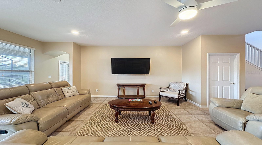 KISSIMMEE, Florida 34747, 8 Bedrooms Bedrooms, ,6 BathroomsBathrooms,Residential,For Sale,LA ISLA,0,MFRS5136843