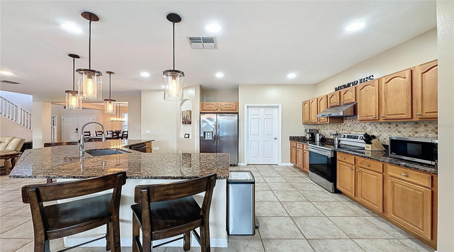 KISSIMMEE, Florida 34747, 8 Bedrooms Bedrooms, ,6 BathroomsBathrooms,Residential,For Sale,LA ISLA,0,MFRS5136843