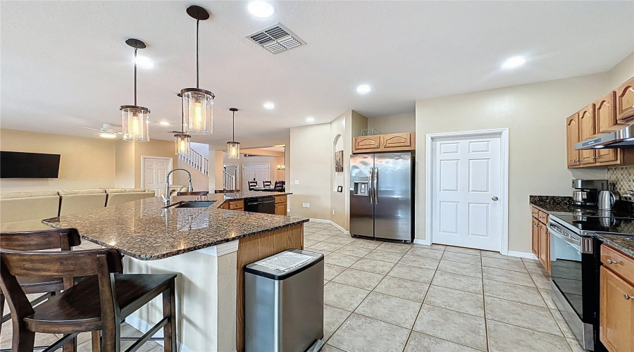 KISSIMMEE, Florida 34747, 8 Bedrooms Bedrooms, ,6 BathroomsBathrooms,Residential,For Sale,LA ISLA,0,MFRS5136843
