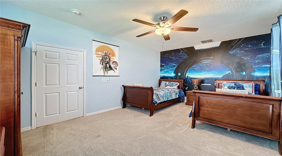 KISSIMMEE, Florida 34747, 8 Bedrooms Bedrooms, ,6 BathroomsBathrooms,Residential,For Sale,LA ISLA,0,MFRS5136843
