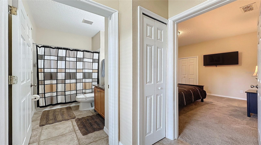KISSIMMEE, Florida 34747, 8 Bedrooms Bedrooms, ,6 BathroomsBathrooms,Residential,For Sale,LA ISLA,0,MFRS5136843
