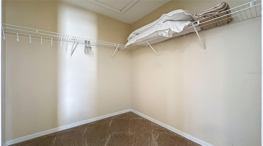 KISSIMMEE, Florida 34747, 8 Bedrooms Bedrooms, ,6 BathroomsBathrooms,Residential,For Sale,LA ISLA,0,MFRS5136843