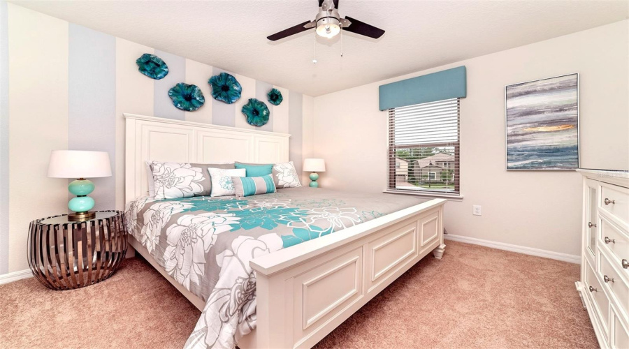 KISSIMMEE, Florida 34747, 7 Bedrooms Bedrooms, ,5 BathroomsBathrooms,Residential,For Sale,QIN,0,MFRO6353019