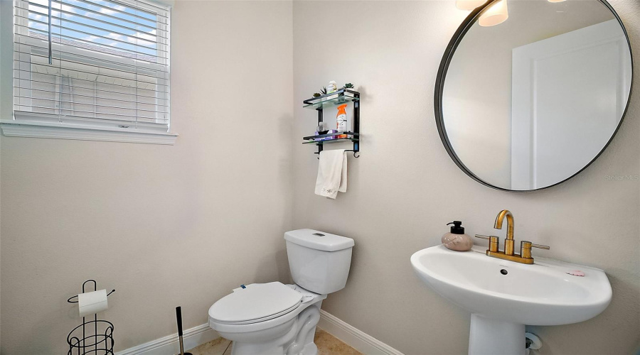 DAVENPORT, Florida 33897, 5 Bedrooms Bedrooms, ,2 BathroomsBathrooms,Residential,For Sale,CARMELA,0,MFRG5103453