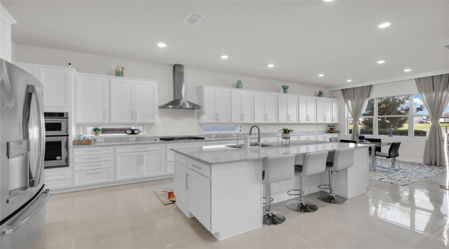 ORLANDO, Florida 32836, 6 Bedrooms Bedrooms, ,4 BathroomsBathrooms,Residential,For Sale,WANDERING,0,MFRO6353421