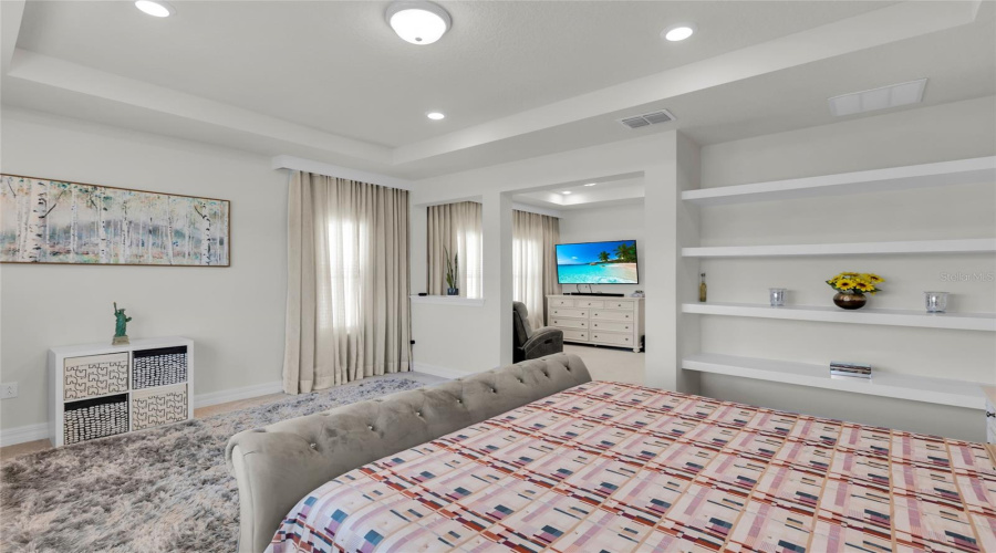 ORLANDO, Florida 32836, 6 Bedrooms Bedrooms, ,4 BathroomsBathrooms,Residential,For Sale,WANDERING,0,MFRO6353421