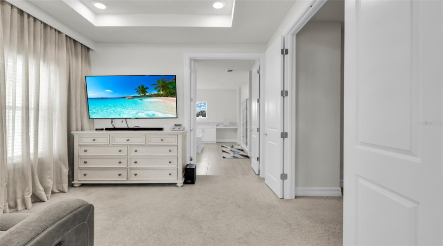 ORLANDO, Florida 32836, 6 Bedrooms Bedrooms, ,4 BathroomsBathrooms,Residential,For Sale,WANDERING,0,MFRO6353421