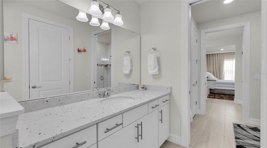 ORLANDO, Florida 32836, 6 Bedrooms Bedrooms, ,4 BathroomsBathrooms,Residential,For Sale,WANDERING,0,MFRO6353421