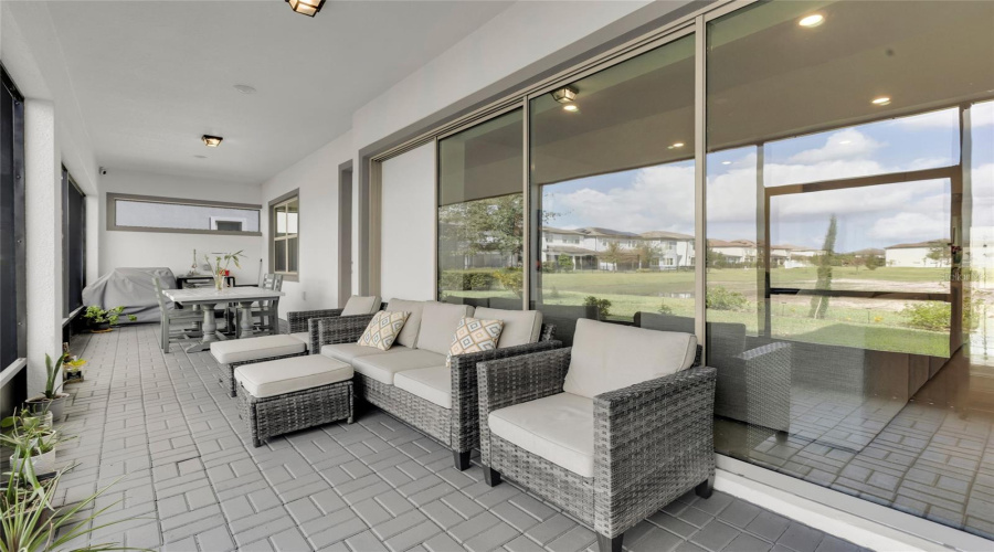 ORLANDO, Florida 32836, 6 Bedrooms Bedrooms, ,4 BathroomsBathrooms,Residential,For Sale,WANDERING,0,MFRO6353421