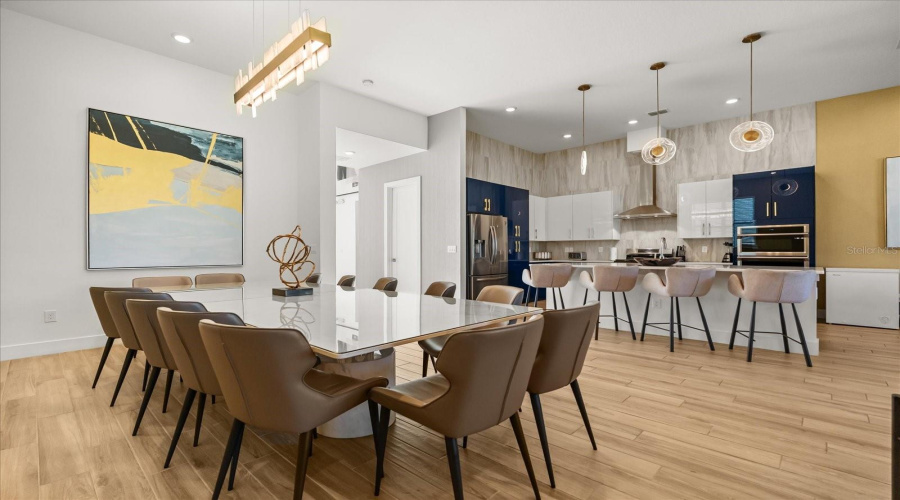 DAVENPORT, Florida 33837, 6 Bedrooms Bedrooms, ,4 BathroomsBathrooms,Residential,For Sale,OAK CREEK,0,MFRO6353317