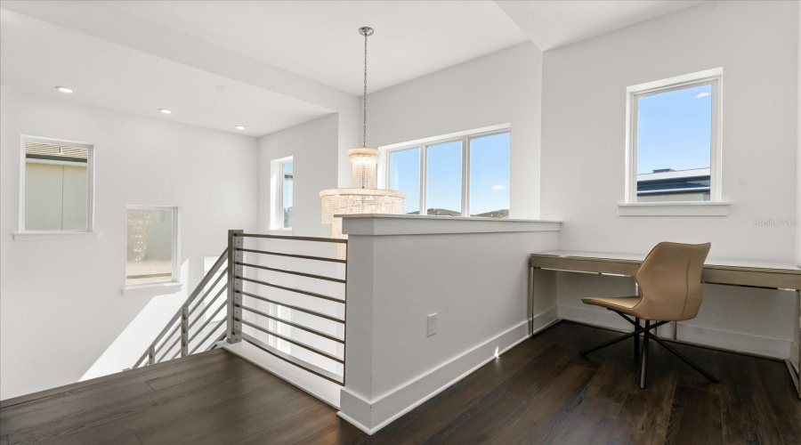 DAVENPORT, Florida 33837, 6 Bedrooms Bedrooms, ,4 BathroomsBathrooms,Residential,For Sale,OAK CREEK,0,MFRO6353317