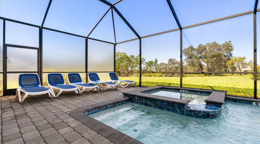 DAVENPORT, Florida 33837, 6 Bedrooms Bedrooms, ,4 BathroomsBathrooms,Residential,For Sale,OAK CREEK,0,MFRO6353317