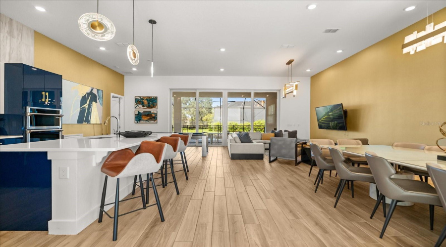 DAVENPORT, Florida 33837, 6 Bedrooms Bedrooms, ,4 BathroomsBathrooms,Residential,For Sale,OAK CREEK,0,MFRO6353317