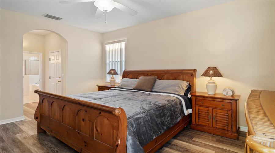 DAVENPORT, Florida 33897, 4 Bedrooms Bedrooms, ,3 BathroomsBathrooms,Residential,For Sale,ORISTA,0,MFRO6353581