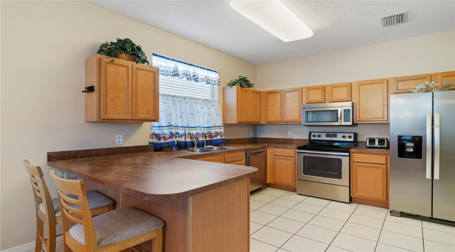 DAVENPORT, Florida 33897, 4 Bedrooms Bedrooms, ,3 BathroomsBathrooms,Residential,For Sale,ORISTA,0,MFRO6353581