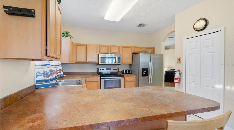 DAVENPORT, Florida 33897, 4 Bedrooms Bedrooms, ,3 BathroomsBathrooms,Residential,For Sale,ORISTA,0,MFRO6353581