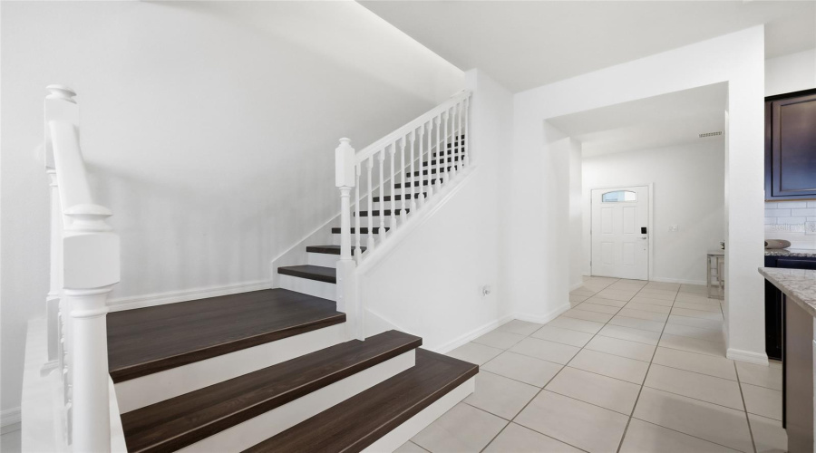 KISSIMMEE, Florida 34747, 5 Bedrooms Bedrooms, ,4 BathroomsBathrooms,Residential,For Sale,SYDNEY,0,MFRO6353549