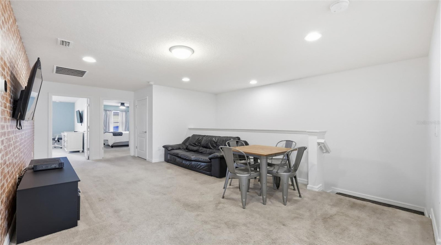KISSIMMEE, Florida 34747, 5 Bedrooms Bedrooms, ,4 BathroomsBathrooms,Residential,For Sale,SYDNEY,0,MFRO6353549