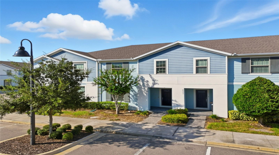 KISSIMMEE, Florida 34747, 5 Bedrooms Bedrooms, ,4 BathroomsBathrooms,Residential,For Sale,SYDNEY,0,MFRO6353549