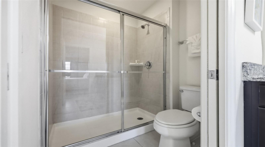 KISSIMMEE, Florida 34747, 5 Bedrooms Bedrooms, ,4 BathroomsBathrooms,Residential,For Sale,SYDNEY,0,MFRO6353549