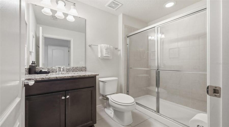 KISSIMMEE, Florida 34747, 5 Bedrooms Bedrooms, ,4 BathroomsBathrooms,Residential,For Sale,SYDNEY,0,MFRO6353549