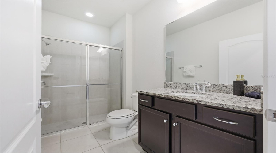 KISSIMMEE, Florida 34747, 5 Bedrooms Bedrooms, ,4 BathroomsBathrooms,Residential,For Sale,SYDNEY,0,MFRO6353549