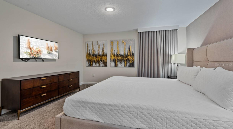 KISSIMMEE, Florida 34746, 8 Bedrooms Bedrooms, ,5 BathroomsBathrooms,Residential,For Sale,STOREY COVE,0,MFRO6353541