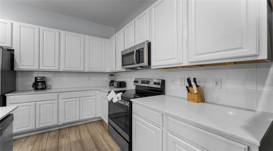 KISSIMMEE, Florida 34746, 12 Bedrooms Bedrooms, ,11 BathroomsBathrooms,Residential,For Sale,MARCELLO,0,MFRO6290273