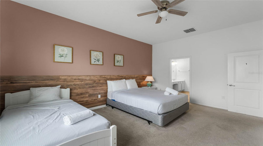 KISSIMMEE, Florida 34746, 12 Bedrooms Bedrooms, ,11 BathroomsBathrooms,Residential,For Sale,MARCELLO,0,MFRO6290273