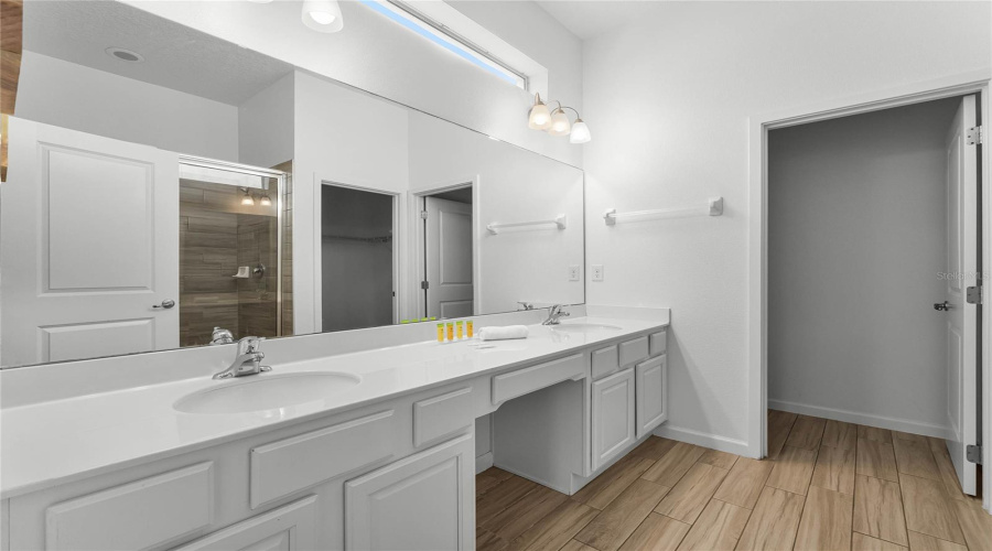 KISSIMMEE, Florida 34746, 12 Bedrooms Bedrooms, ,11 BathroomsBathrooms,Residential,For Sale,MARCELLO,0,MFRO6290273