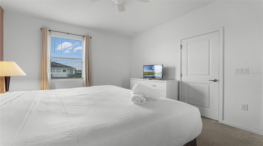 KISSIMMEE, Florida 34746, 12 Bedrooms Bedrooms, ,11 BathroomsBathrooms,Residential,For Sale,MARCELLO,0,MFRO6290273