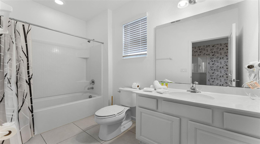 KISSIMMEE, Florida 34746, 12 Bedrooms Bedrooms, ,11 BathroomsBathrooms,Residential,For Sale,MARCELLO,0,MFRO6290273