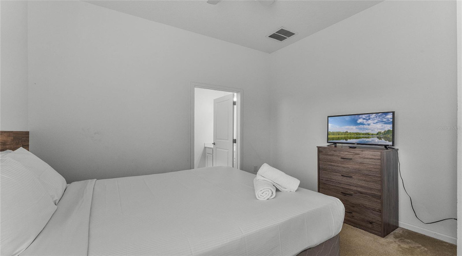 KISSIMMEE, Florida 34746, 12 Bedrooms Bedrooms, ,11 BathroomsBathrooms,Residential,For Sale,MARCELLO,0,MFRO6290273