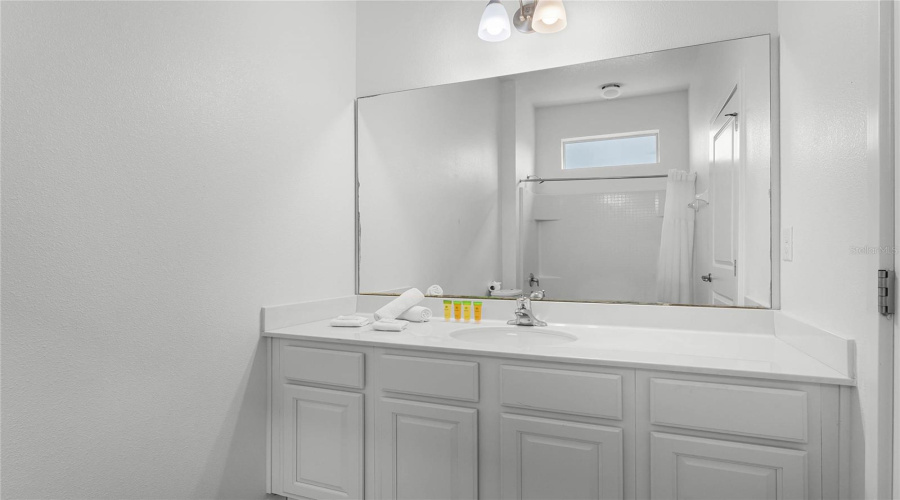 KISSIMMEE, Florida 34746, 12 Bedrooms Bedrooms, ,11 BathroomsBathrooms,Residential,For Sale,MARCELLO,0,MFRO6290273