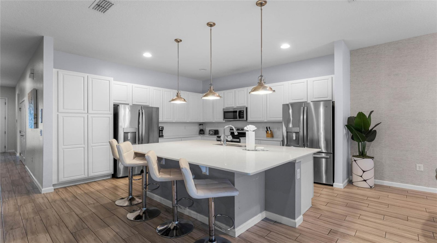 KISSIMMEE, Florida 34746, 12 Bedrooms Bedrooms, ,11 BathroomsBathrooms,Residential,For Sale,MARCELLO,0,MFRO6290273