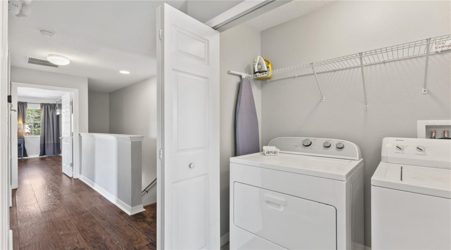 KISSIMMEE, Florida 34747, 3 Bedrooms Bedrooms, ,2 BathroomsBathrooms,Residential,For Sale,LONG ISLAND,0,MFRO6352773