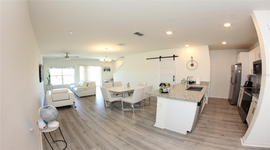 DAVENPORT, Florida 33896, 3 Bedrooms Bedrooms, ,2 BathroomsBathrooms,Residential,For Sale,STONEY POINTE,0,MFRS5136450