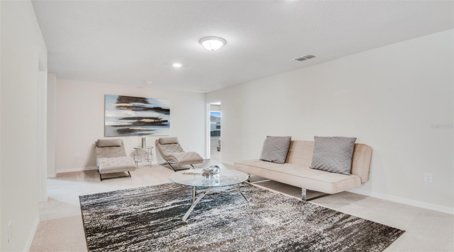 DAVENPORT, Florida 33897, 10 Bedrooms Bedrooms, ,8 BathroomsBathrooms,Residential,For Sale,MAHALO,0,MFRO6353705