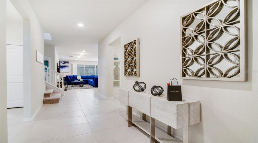 DAVENPORT, Florida 33897, 10 Bedrooms Bedrooms, ,8 BathroomsBathrooms,Residential,For Sale,MAHALO,0,MFRO6353705