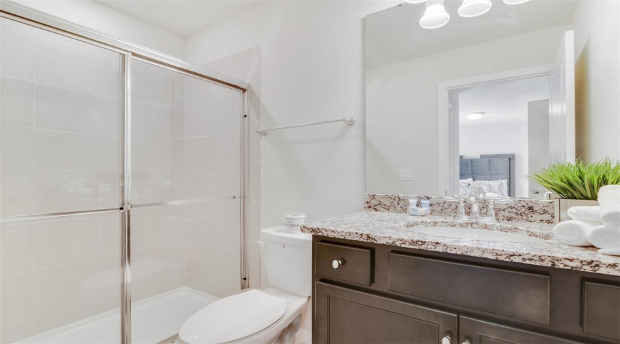 DAVENPORT, Florida 33897, 10 Bedrooms Bedrooms, ,8 BathroomsBathrooms,Residential,For Sale,MAHALO,0,MFRO6353705