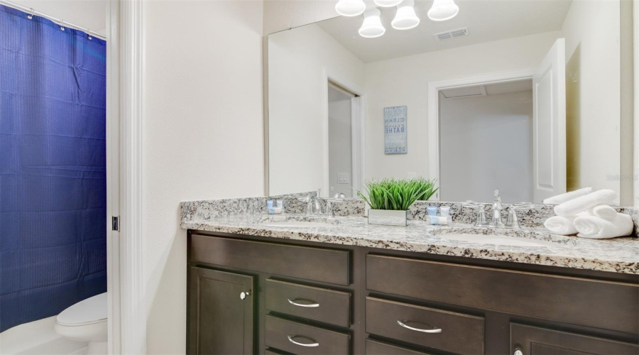 DAVENPORT, Florida 33897, 10 Bedrooms Bedrooms, ,8 BathroomsBathrooms,Residential,For Sale,MAHALO,0,MFRO6353705