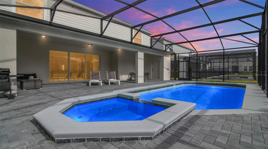 DAVENPORT, Florida 33897, 10 Bedrooms Bedrooms, ,8 BathroomsBathrooms,Residential,For Sale,MAHALO,0,MFRO6353705