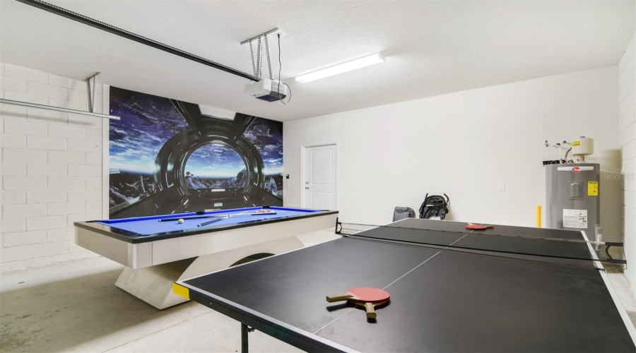 DAVENPORT, Florida 33897, 10 Bedrooms Bedrooms, ,8 BathroomsBathrooms,Residential,For Sale,MAHALO,0,MFRO6353705