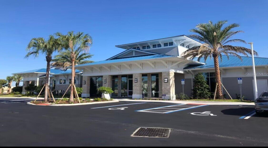 DAVENPORT, Florida 33897, 10 Bedrooms Bedrooms, ,8 BathroomsBathrooms,Residential,For Sale,MAHALO,0,MFRO6353705