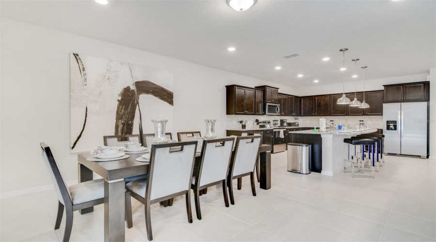 DAVENPORT, Florida 33897, 10 Bedrooms Bedrooms, ,8 BathroomsBathrooms,Residential,For Sale,MAHALO,0,MFRO6353705